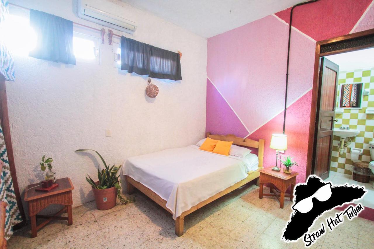 Straw Hat Hostel & Rooftop Bar Тулум Экстерьер фото