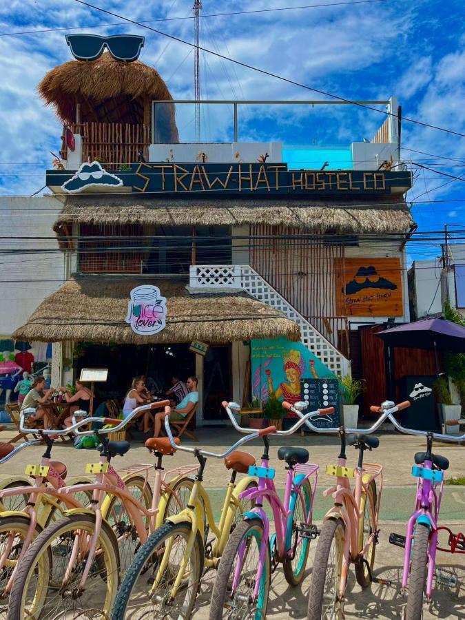 Straw Hat Hostel & Rooftop Bar Тулум Экстерьер фото